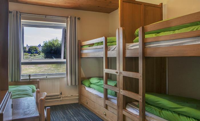 5-Bed Room